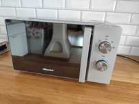 Kuchenka mikrofalowa Hisense jak nowa
