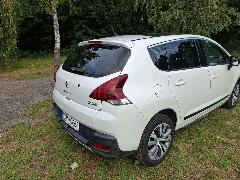 Peugeot 3008 benzyna
