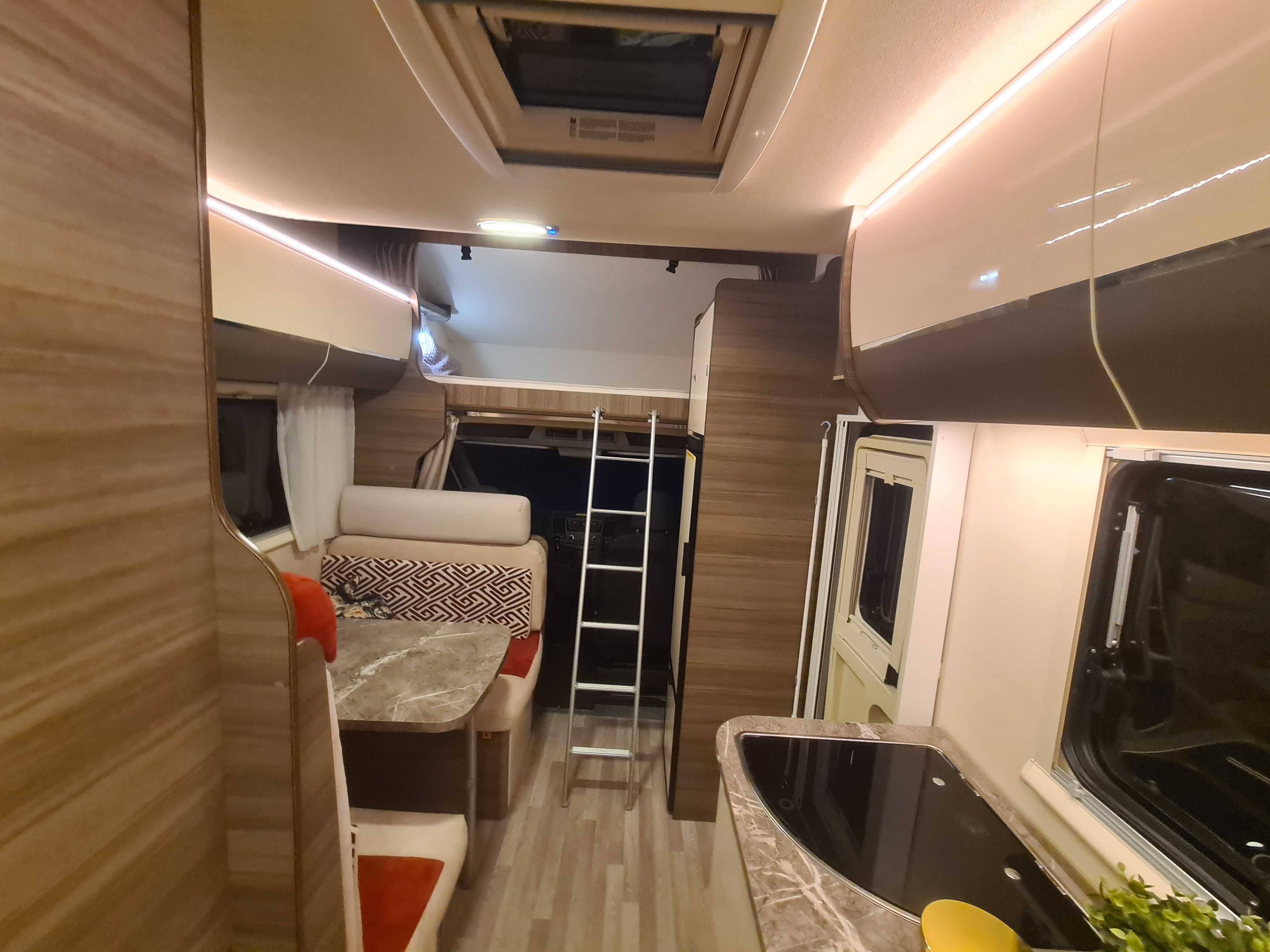 Wynajem Kampera 6 osób Rimor Evo Last minute - 20%