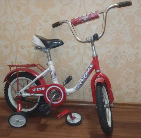 Велосипед дитячий, з додатковими колесами, 14 дюймів