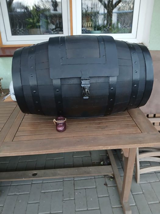 Beczka kufer stolik barek