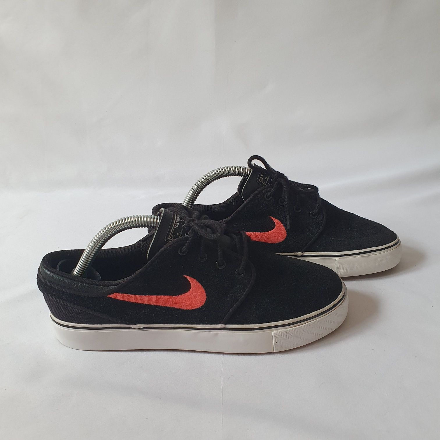 Nike sb janoski czarne różowy swoosh trampki