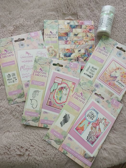 Zestaw do scrapbookingu z jednorożcami