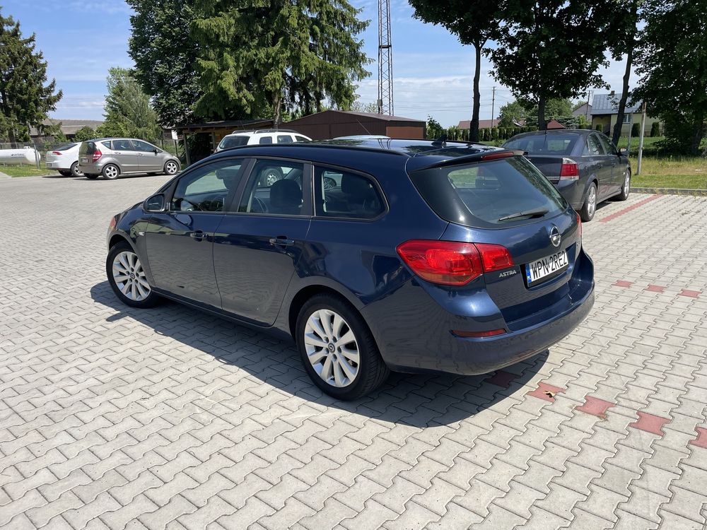 Opel Astra J 1.7