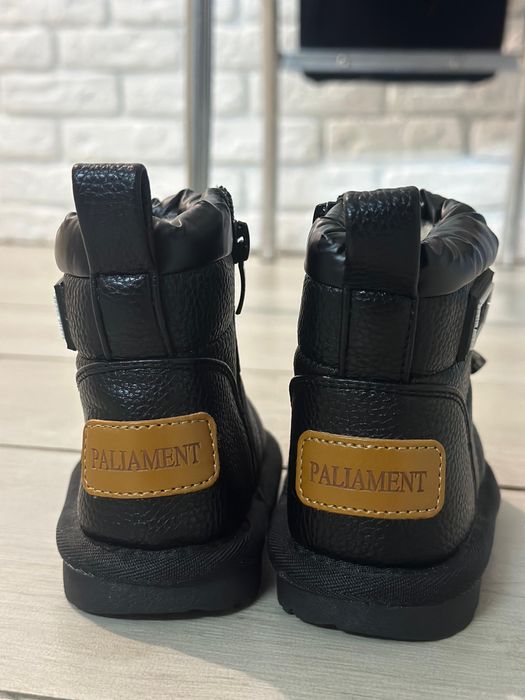 Продам детские зимние ботинки сапожки