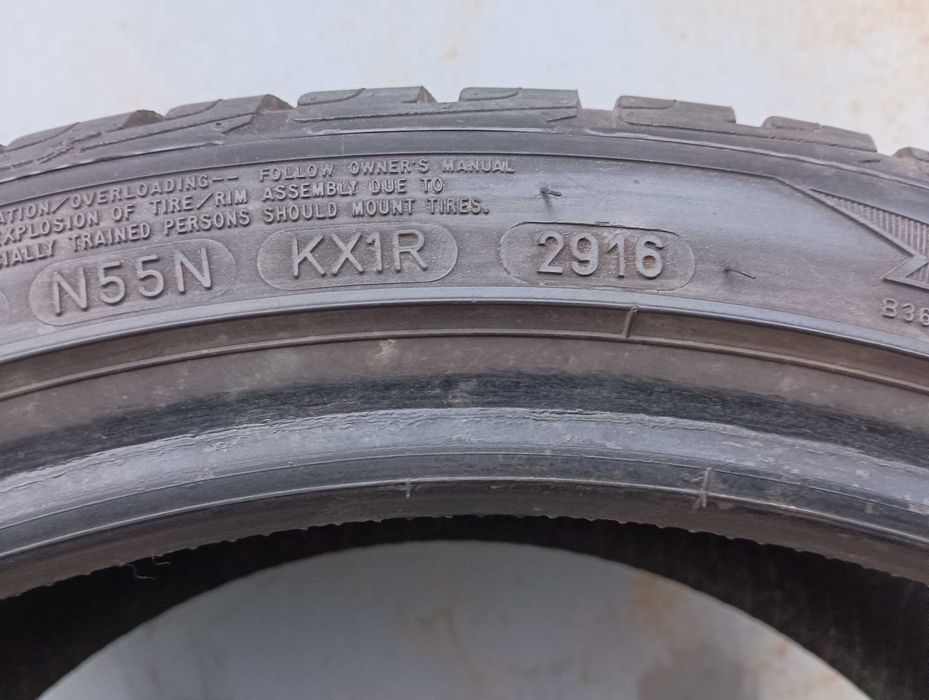 Шины зимние Goodyear 225/40R18 92V. 3 шт.