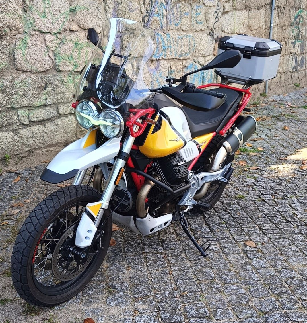 Moto Guzzi V85TT