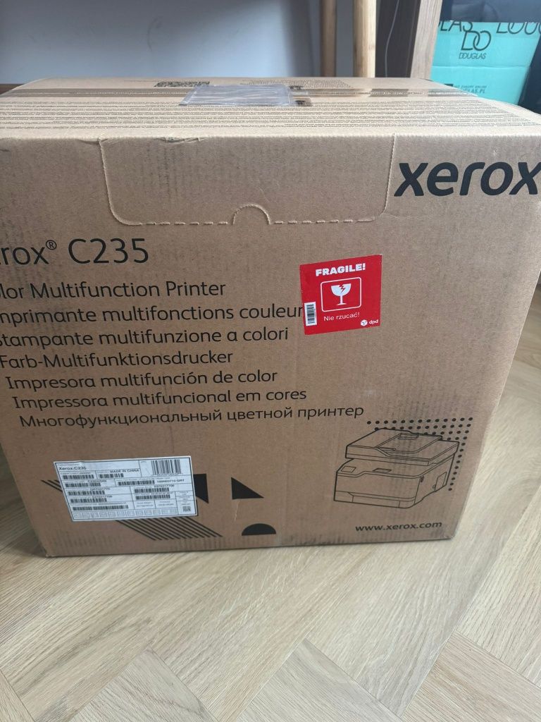 Nowa drukarka Xerox C235