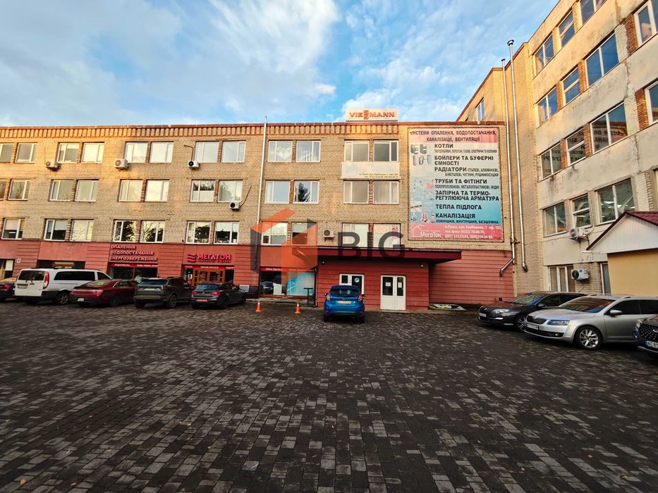 Здаються в оренду офісні приміщення по вул. Карбишева