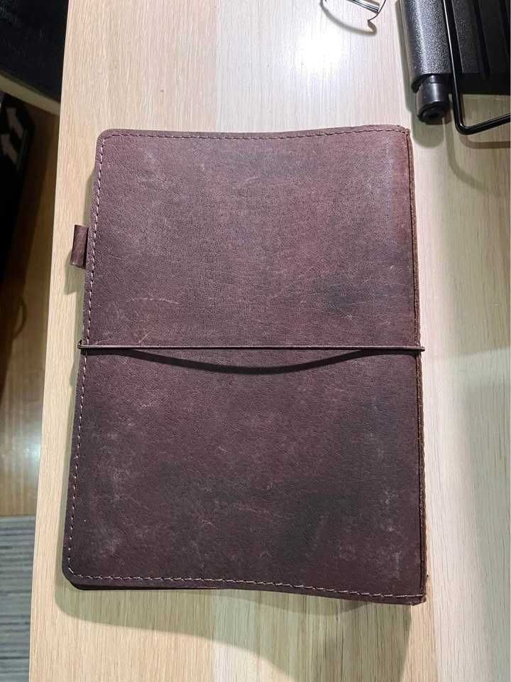 Capa em Couro para Caderno A5