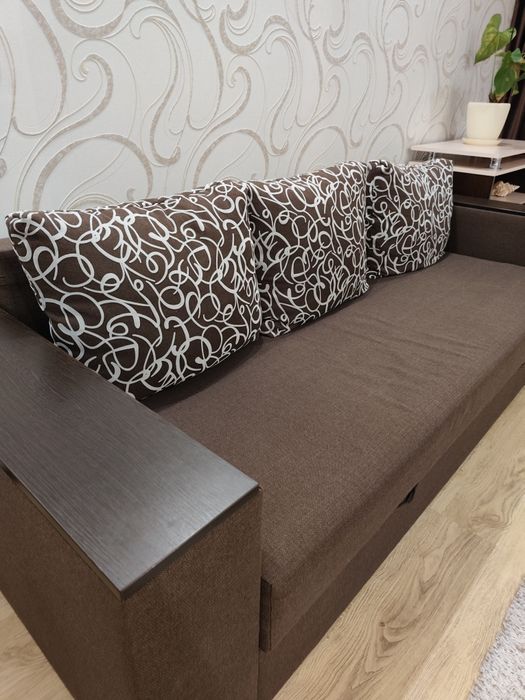 Продам розкладний диван