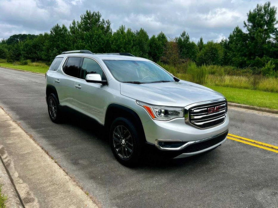 GMC Acadia SLT-1      2019