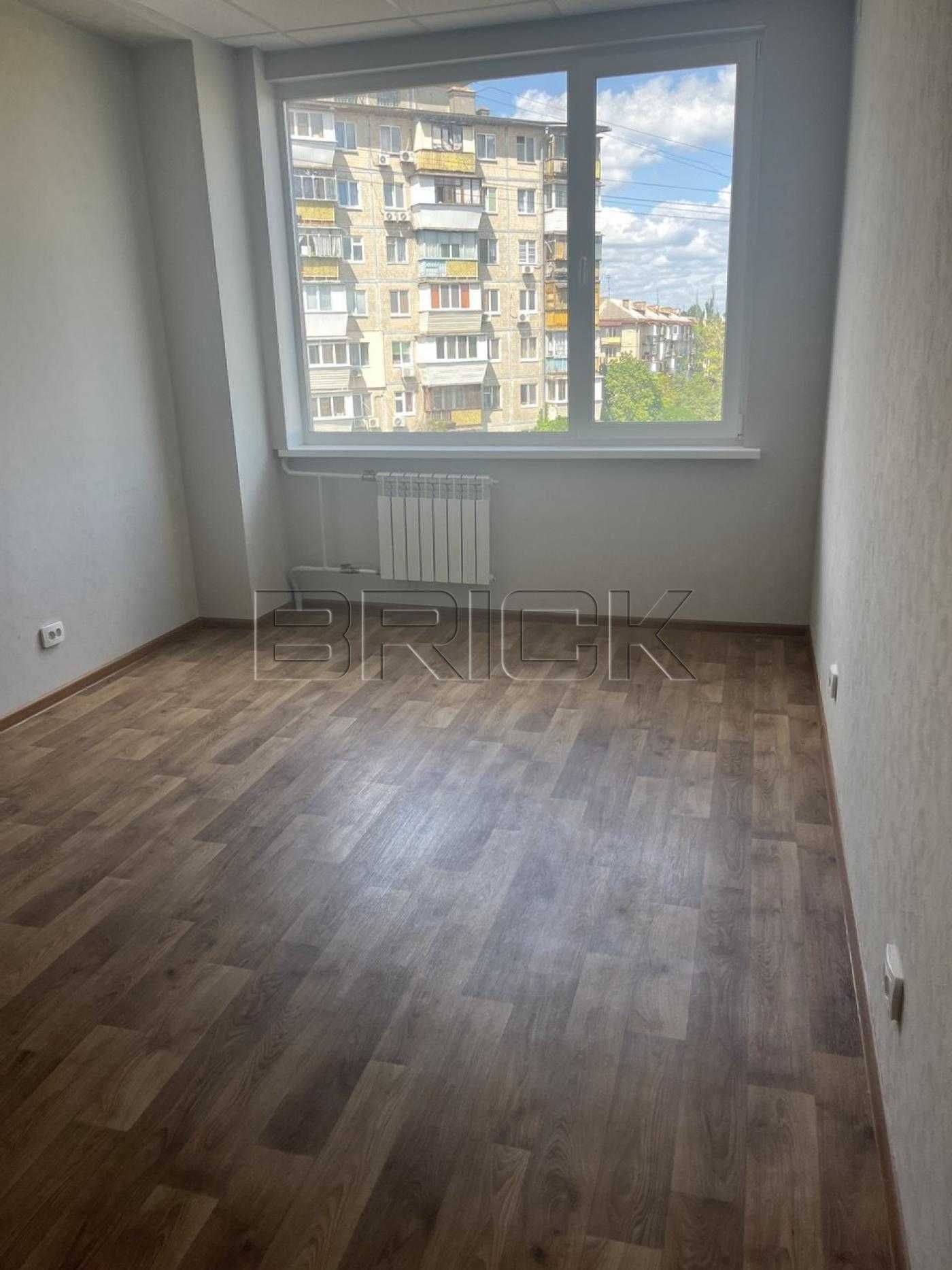 Продаж офісу 780м2, Соборності 7а, Дніпровський р-н, Лівий берег