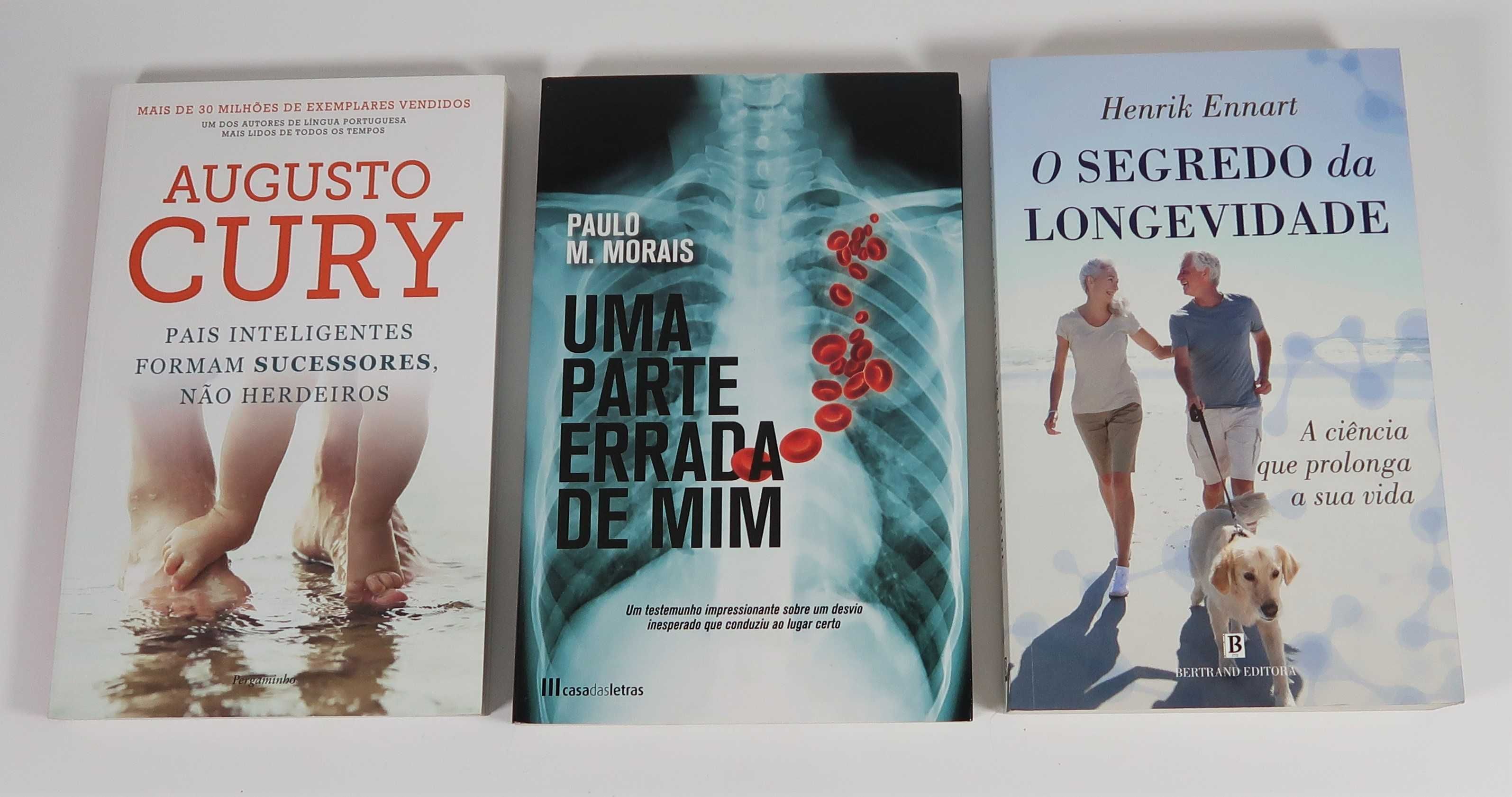 Livros seminovos recentes, cada