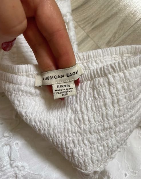 Biała haftowana spódniczka American Eagle