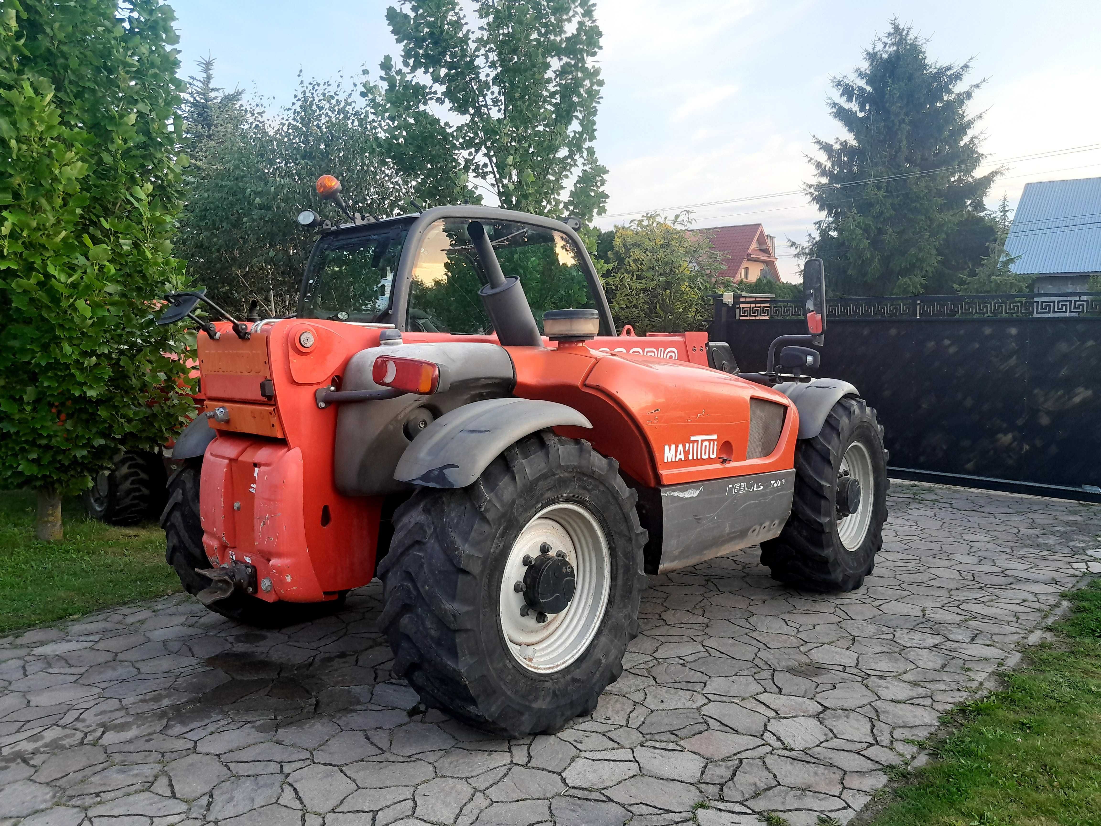 Ładowarka teleskopowa Manitou MT 730