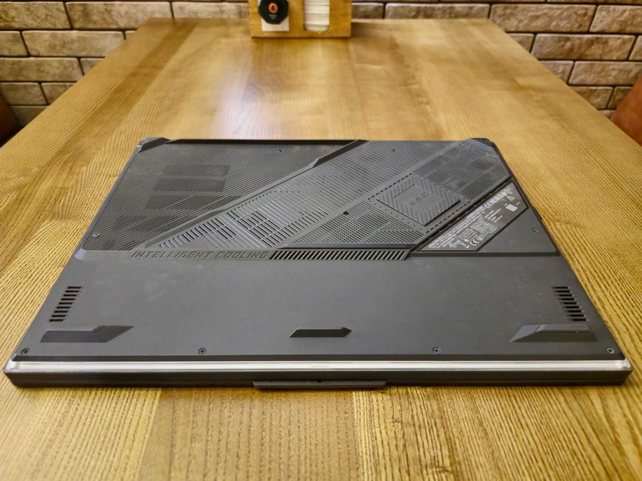 Ноутбук Asus ROG Strix G18 (2023) G814JI-N6070