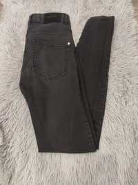 Czarne spodnie Pull&Bear XS/34