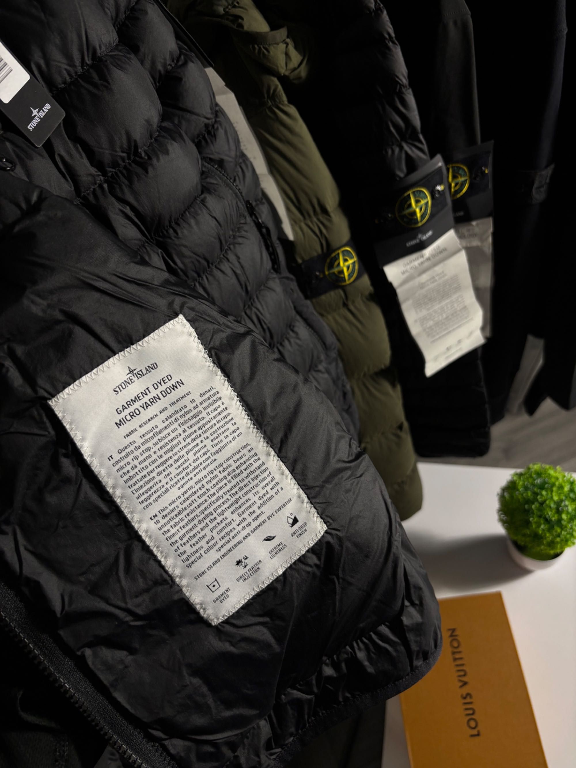 Мікро пуховик Stone Island оригінал