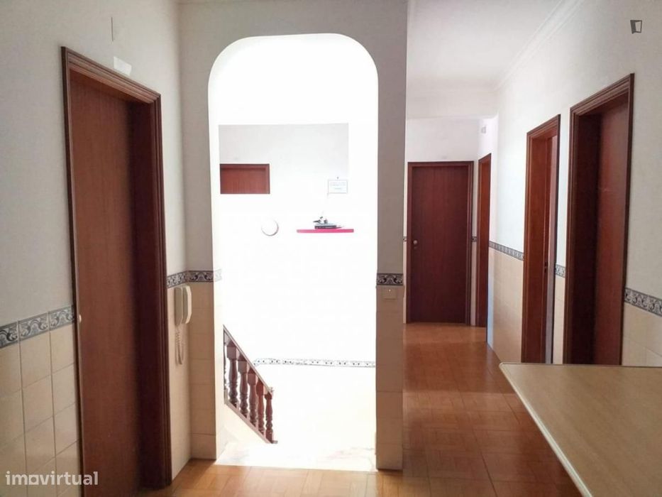 Quarto - localizado em Lisbon