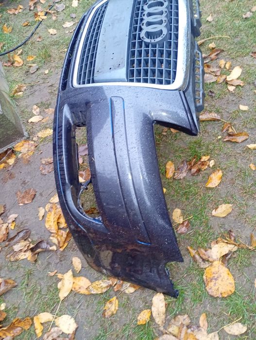 Zderzak audi a3 8p uszkodzony lz7l