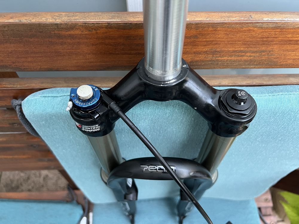 Superlekki Rock Shox Sid Team 26” Poplock DualAir