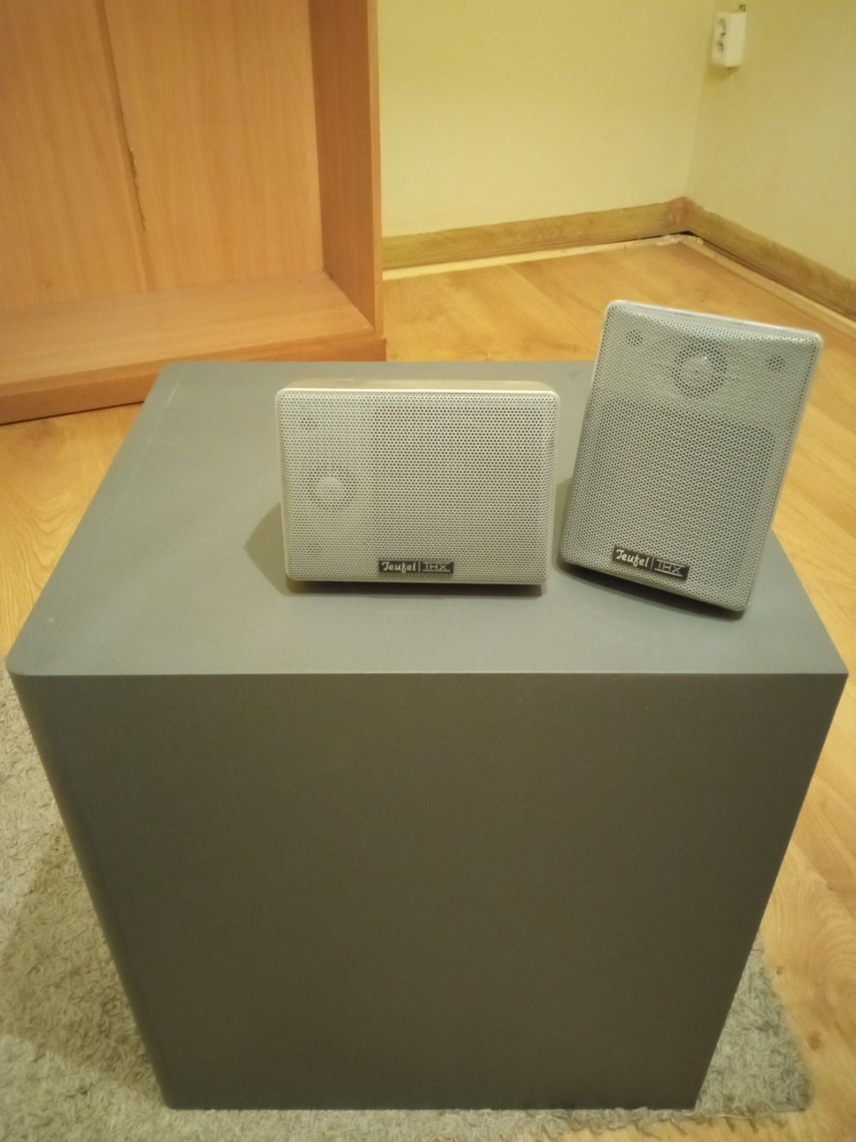 Subwoofer głośniki Teufel concept 7.1 THX kino domowe