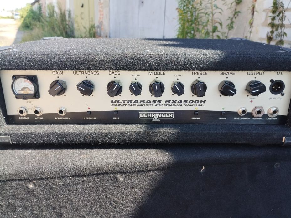 Сабвуфер та Behringer ultrabass bx4500h, 450 watt bass amplifier