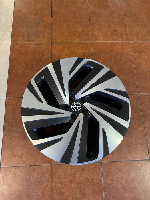 Задній диск на volkswagen id 4