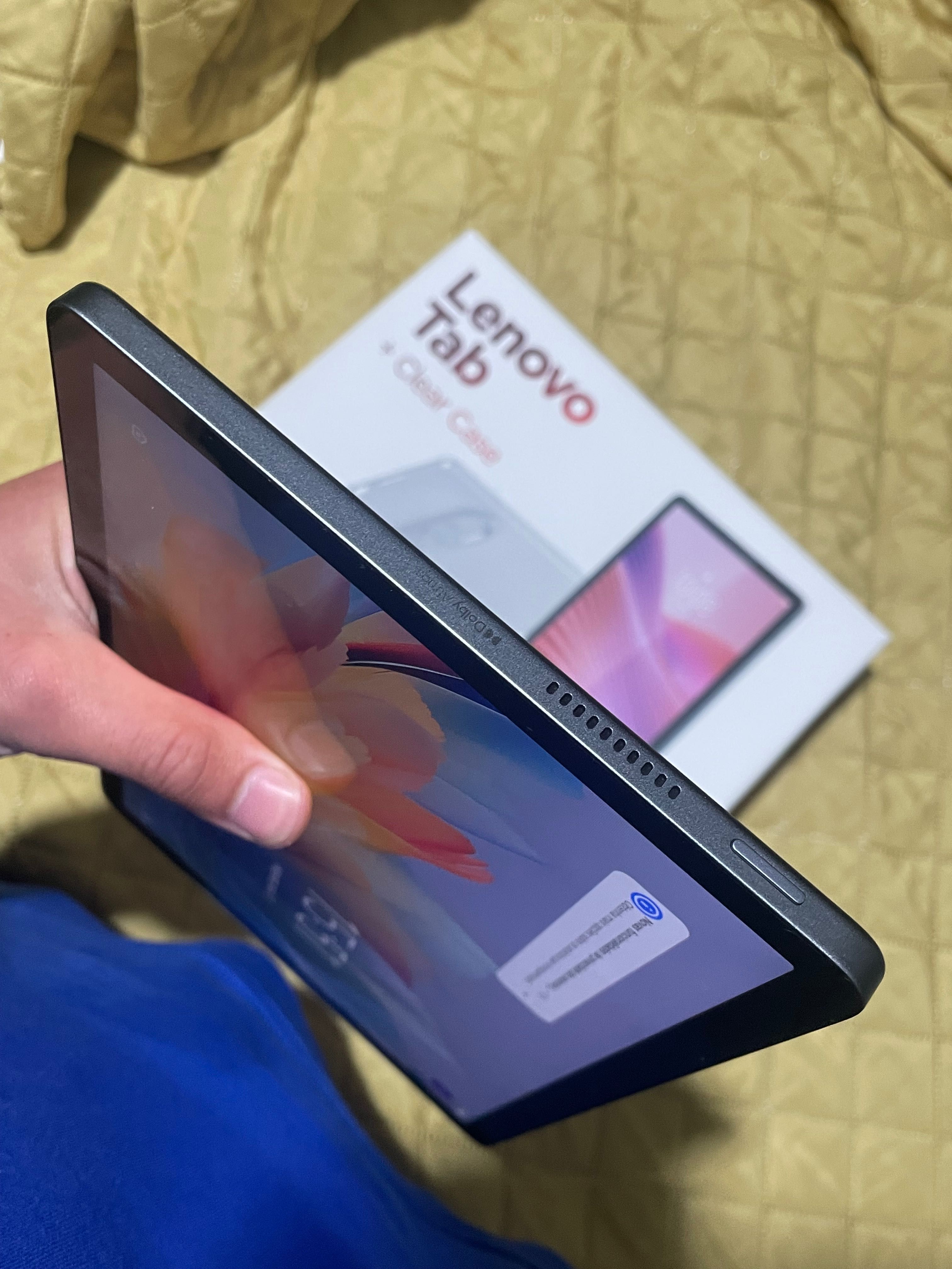 Tablet Lenovo com capa como Novo