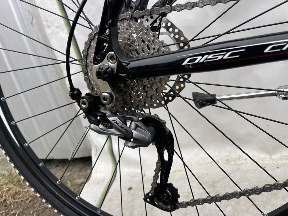 Фірмовий велосипед LAZARO на 28 колесах Гідравлічні тормоза на Shimano