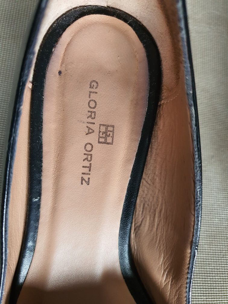 Sapatos Gloria Ortiz 38