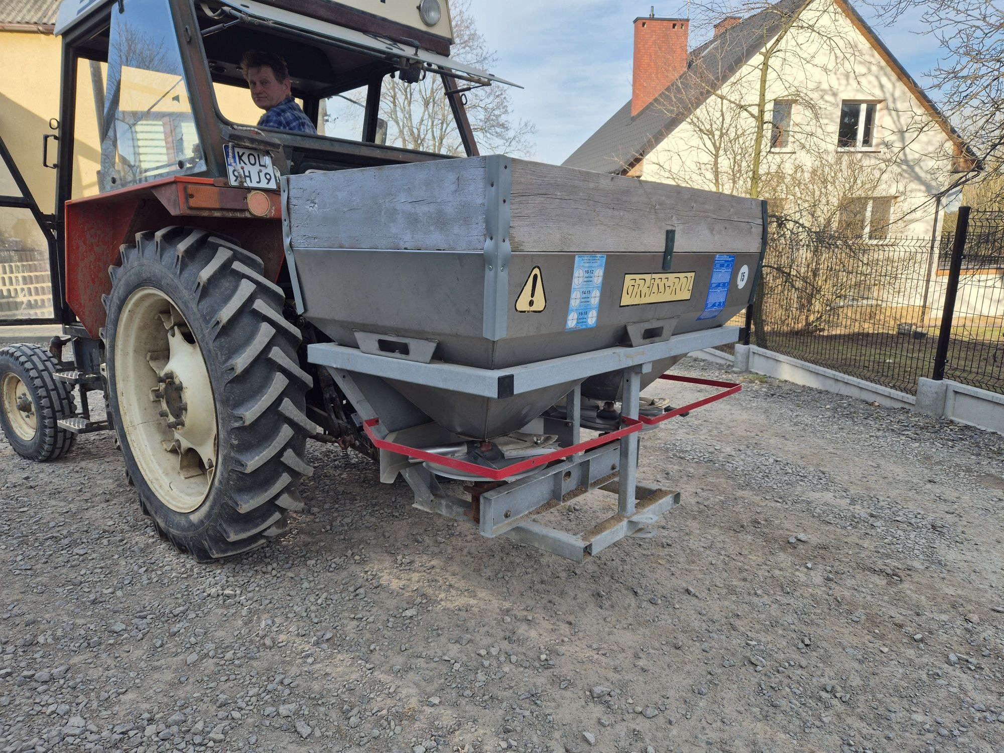 Rozsiewacz nawozu Grass Roll 600l+300 Nierdzewka rauch mds amazone