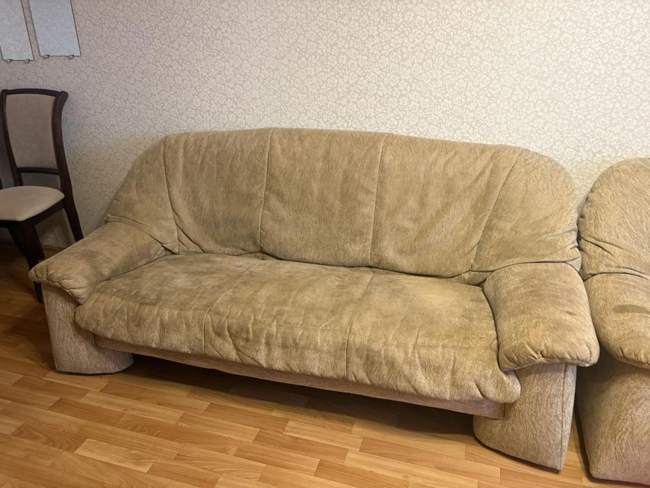 Продаж дивана і крісла 3-2-1