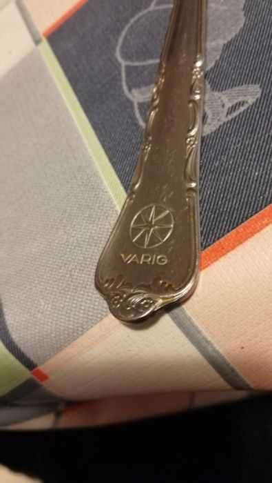 Peça da ja extinta empresa varig Brasil 
Raridade