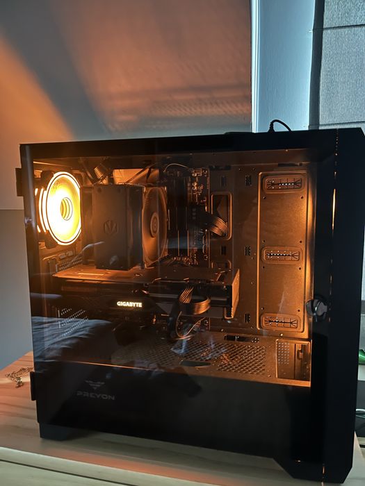 Komputer do gier - Ryzen 5 5600 + RX7700 XT 12GB - WYSOKA WYDAJNOŚĆ
