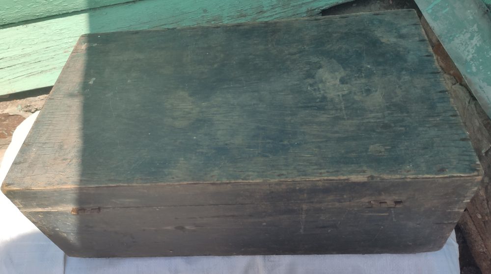 Чемодан ретро, ящик, скриня