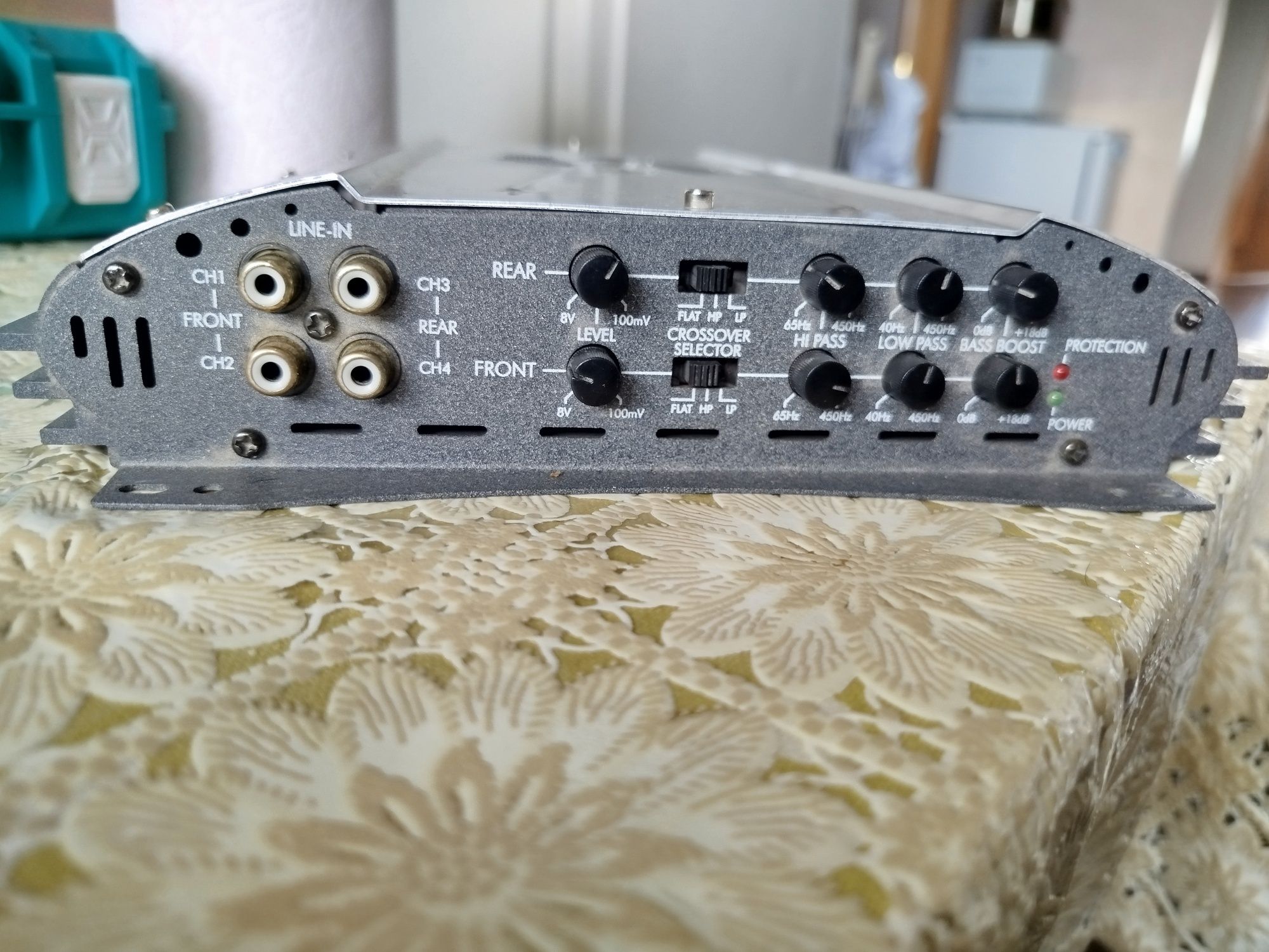 BLUPUNKT GTA 450 Усилитель