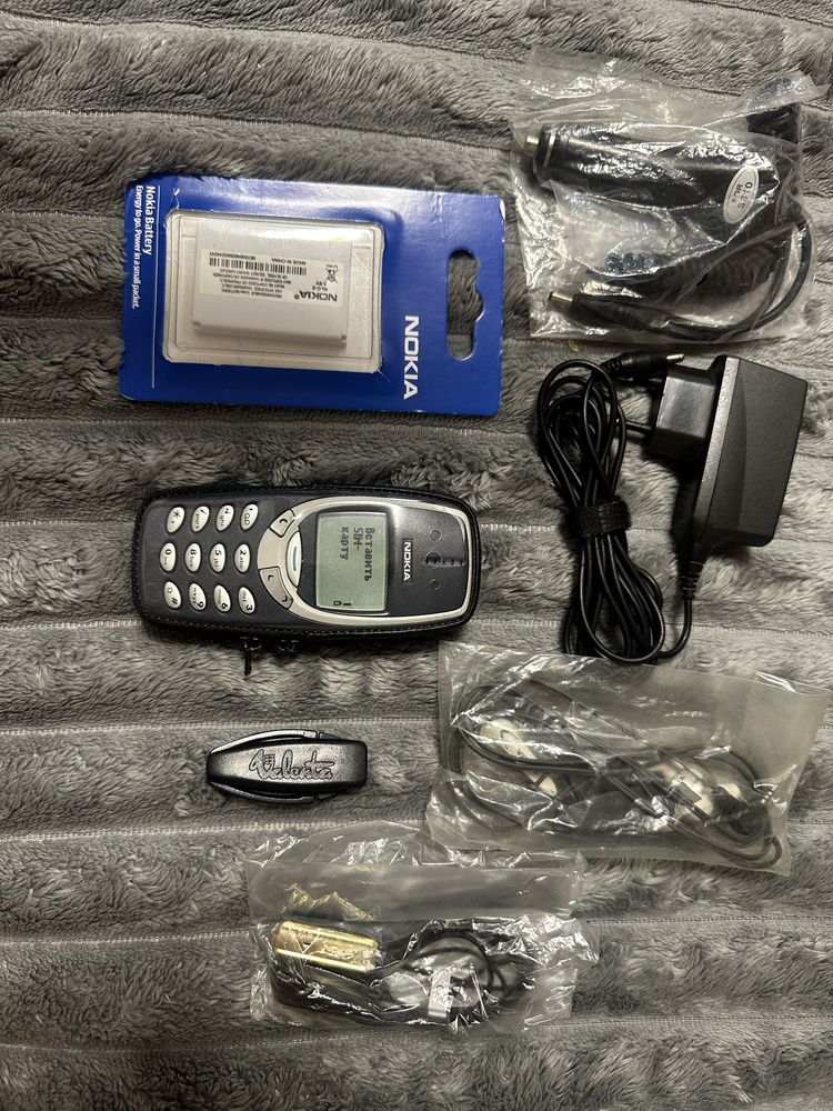 Nokia 3310.