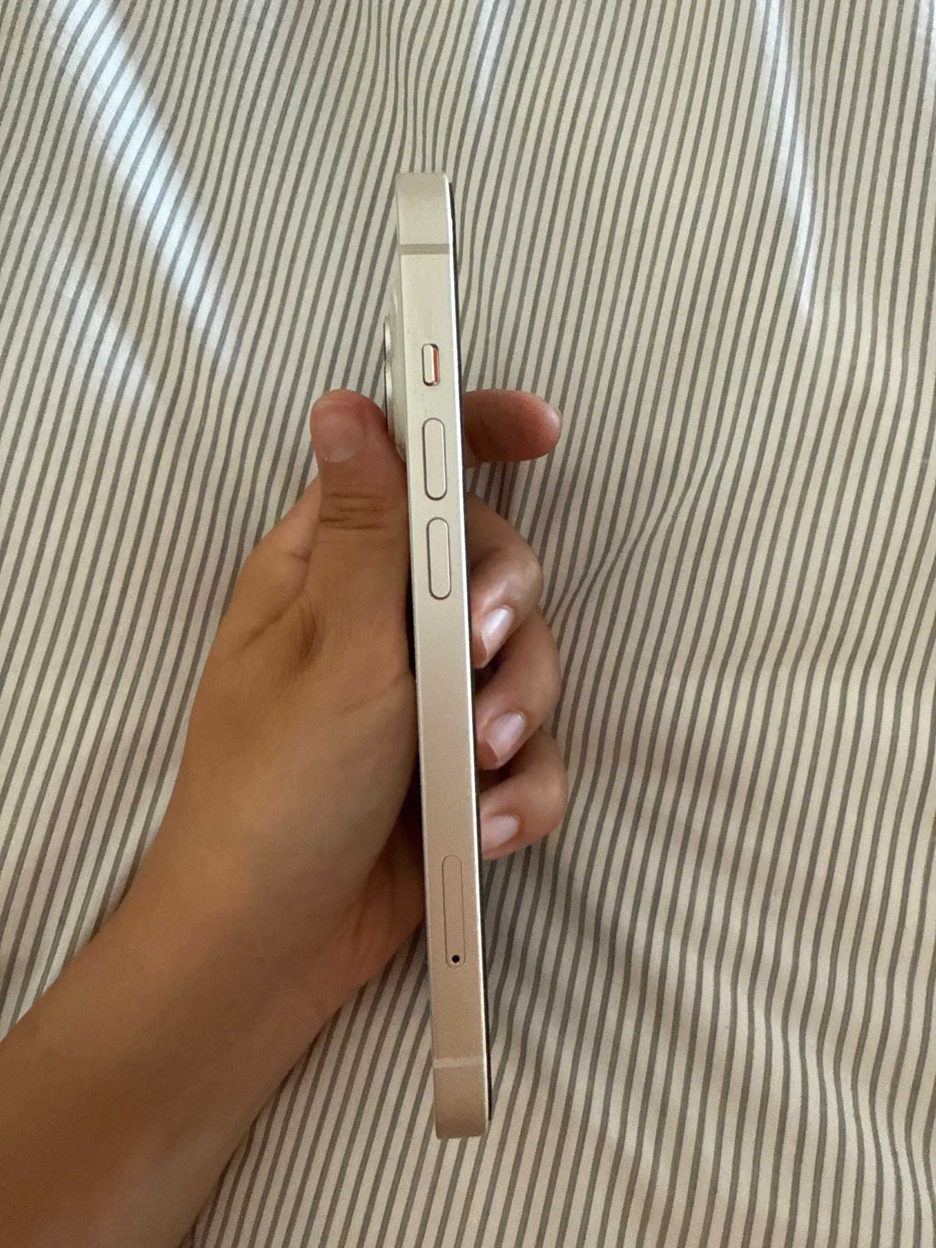 iPhone 14 como novo