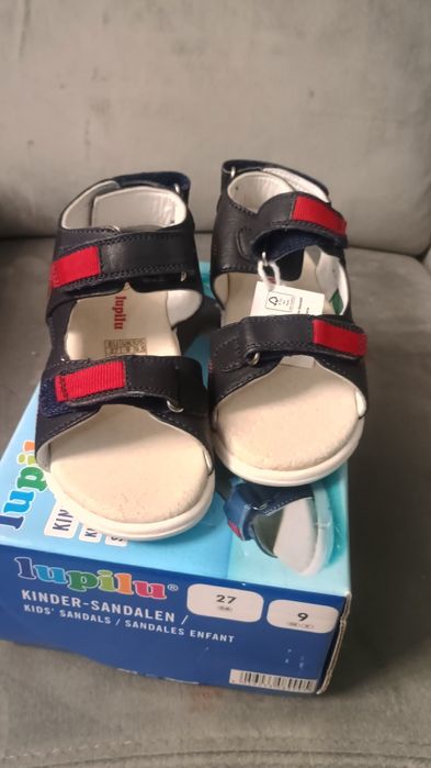 Sandałki skórzane chłopięce rozmiar 27 nowe