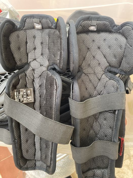 Joelheiras, coroveleiras e ombreiras