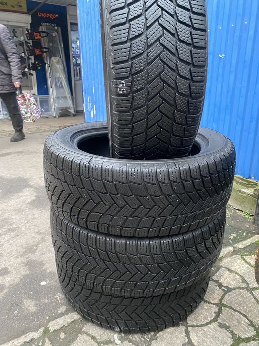 Продам резину б/у в отличном состоянии