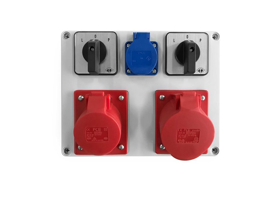 Skrzynka z wyłącznikami L-0-P gniazda 1x16A 230V | 1x32A/1x16A 5P 400V