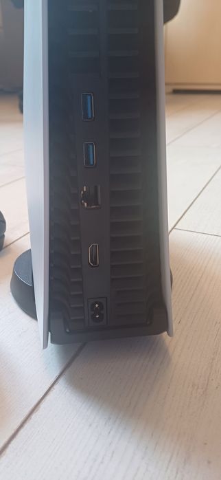 Playstation 5, 825gb