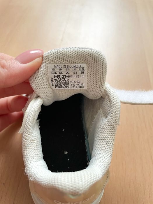 Кросівки / кеди Adidas