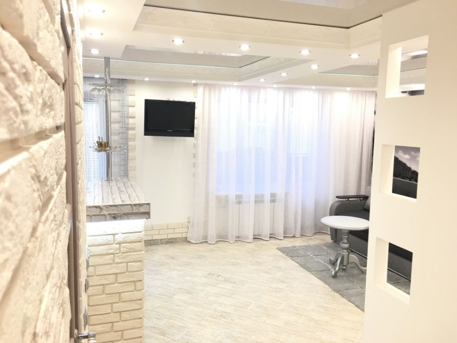 VIP-студія Париж у центрі Троєщини подобово та погодинно