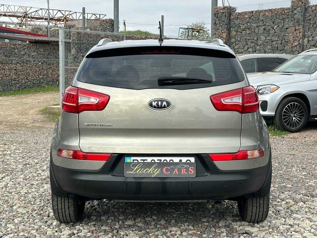 Авто Kia Sportage 2012