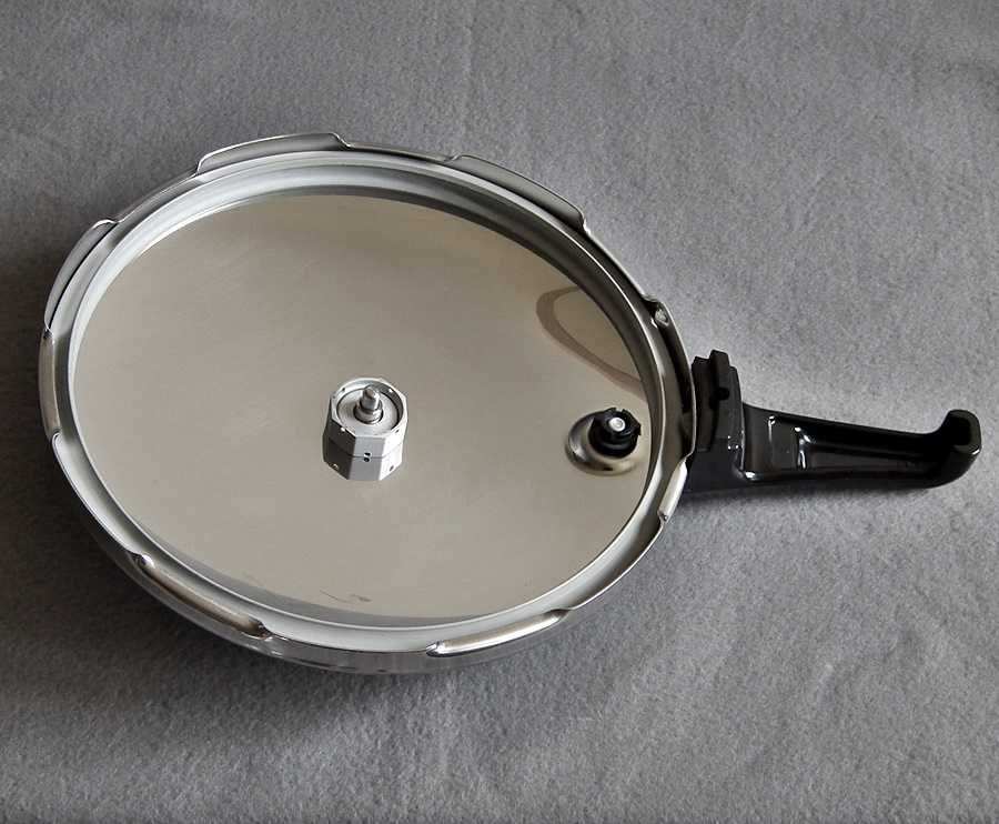 Niemiecki szybkowar/patelnia FISSLER- Vitavit Royal o poj. 4,0l