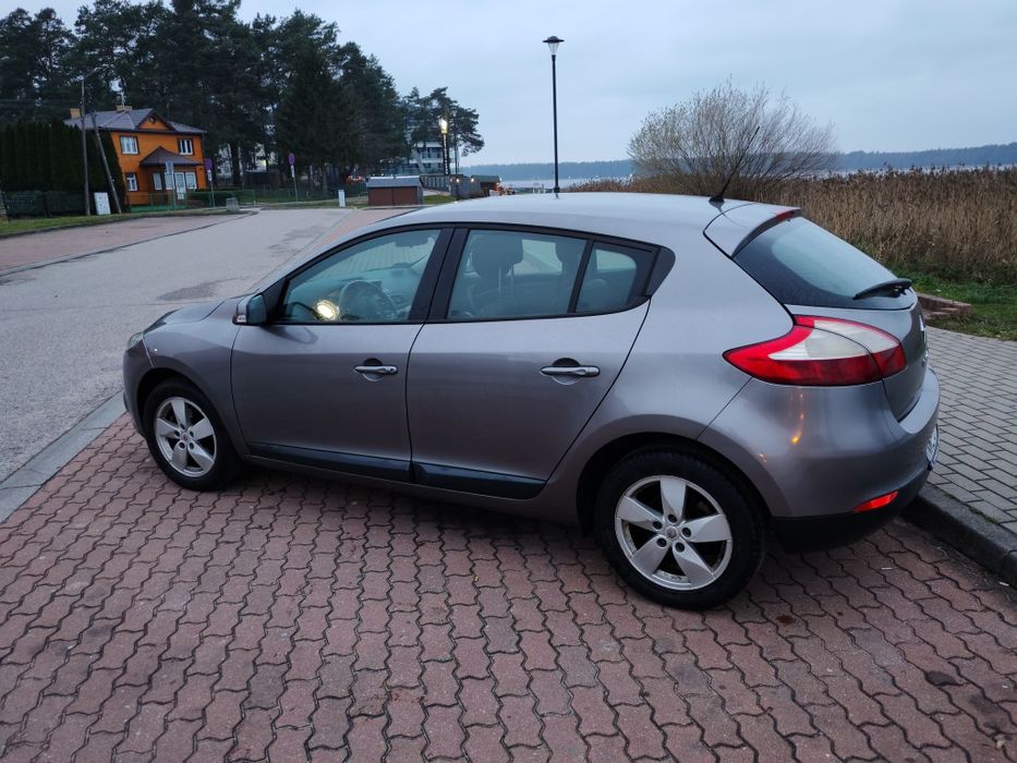 RENAULT Megane 1,6 benzyna 110 KM - 6 biegów, Klimatyzacja